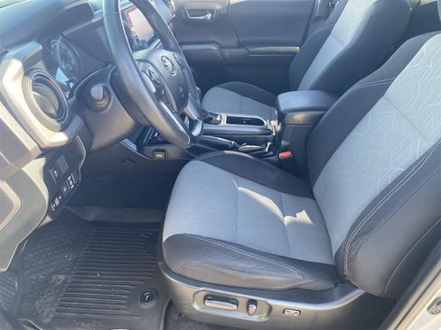 Used 2021 Toyota Tacoma TRD Off-Road w/ Blackout Package (TMS) image 20