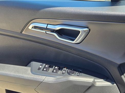 New 2026 Kia Sportage LX FWD image 14