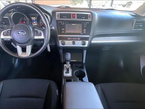 Used 2017 Subaru Outback 2.5i AWD/4WD image 7