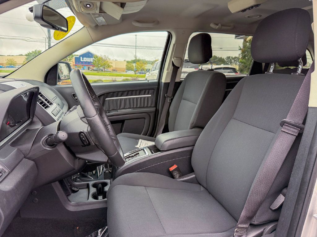 Used 2010 Dodge Journey SXT w/ Flexible Seating Group FWD image 15