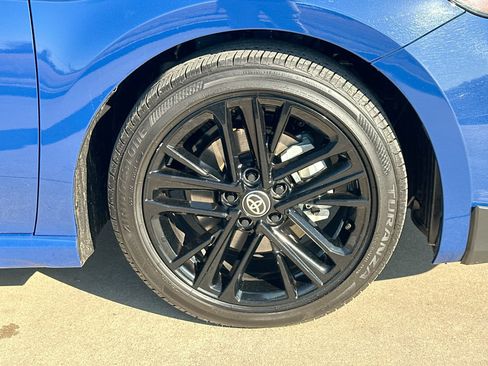 Used 2025 Toyota Camry SE image 10