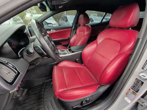 Used 2021 Kia Stinger GT image 13