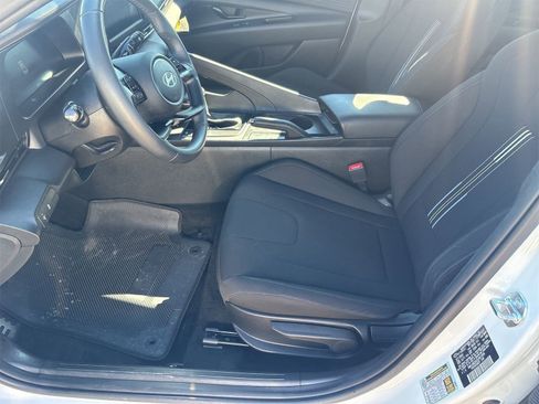 Used 2025 Hyundai Elantra Sport w/ Cargo Package image 6