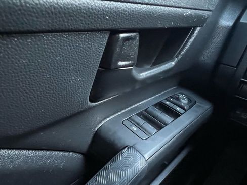 Used 2024 Toyota Tacoma SR image 30