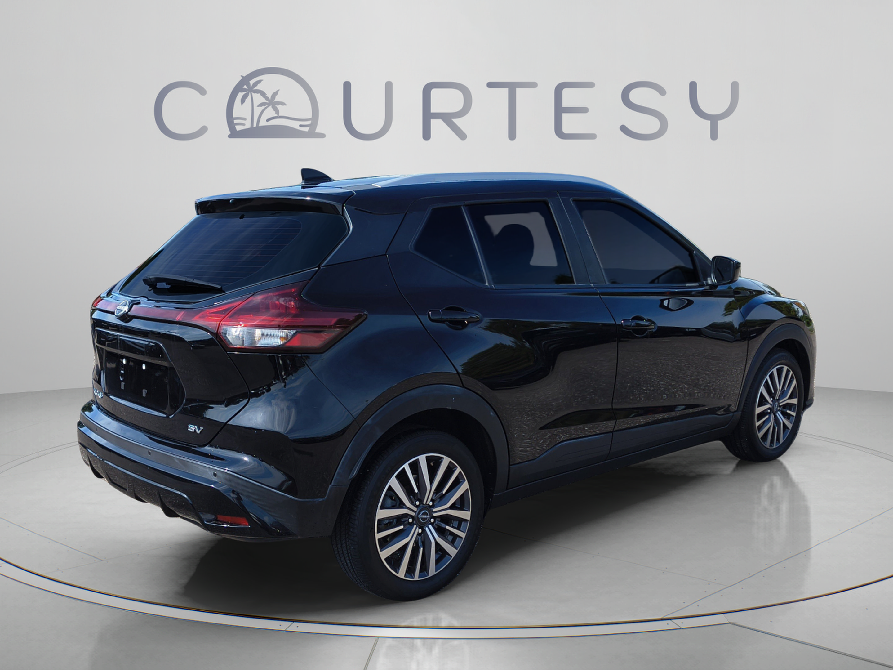 Certified 2023 Nissan Kicks SV FWD image 7