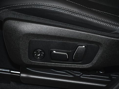 Used 2025 BMW X4 xDrive30i image 54