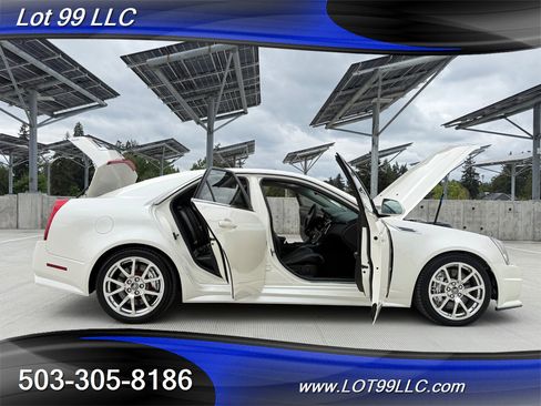 Used 2009 Cadillac CTS V RWD image 18