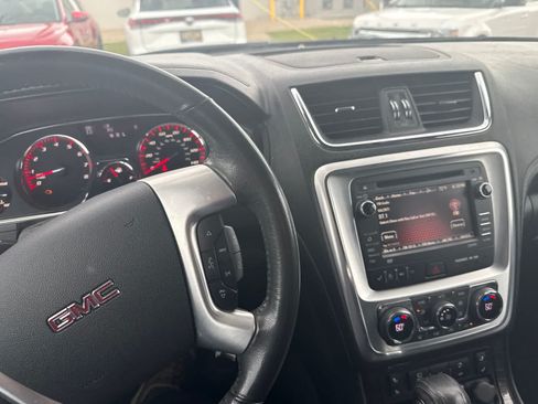 Used 2015 GMC Acadia SLT AWD/4WD image 18