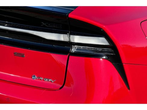 New 2026 Toyota Prius Plug-In Hybrid image 29