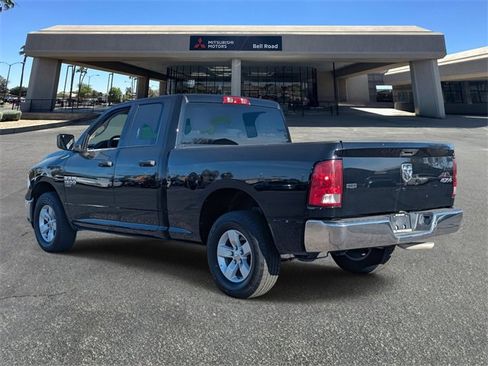 Used 2024 RAM 1500 Classic SLT image 4