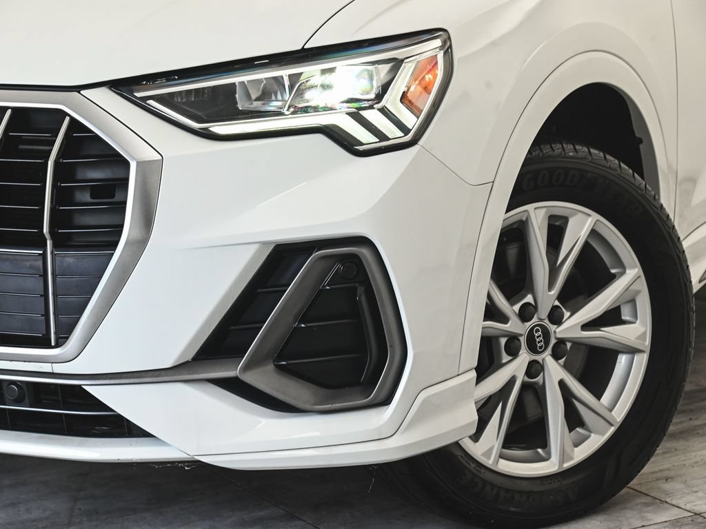 Used 2021 Audi Q3 2.0T Premium Plus w/ Premium Plus Package AWD/4WD image 39