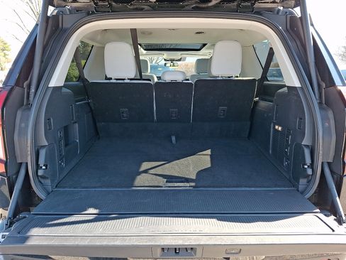 Certified 2025 Ford Expedition Max Platinum w/ Driver's Package image 33