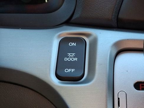 Used 2008 Honda Odyssey EX image 23