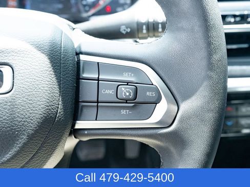 Used 2025 Jeep Compass Latitude AWD/4WD image 24