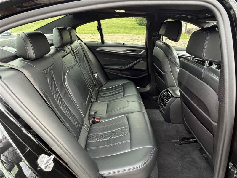 Used 2019 BMW M550i xDrive w/ Premium Package 2 AWD/4WD image 28