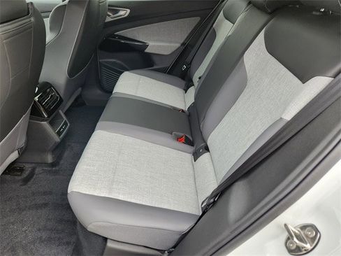 New 2026 Volkswagen ID.4 Pro image 28