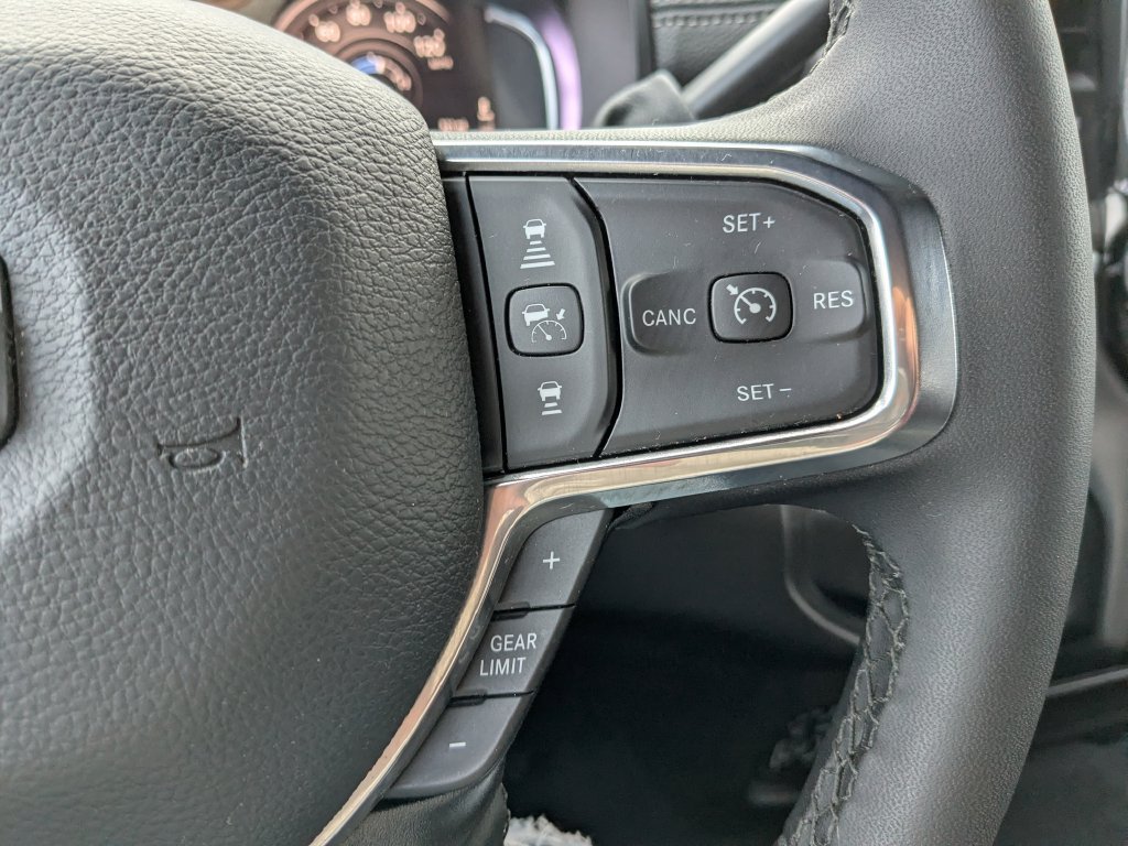 Used 2026 RAM 2500 Laramie AWD/4WD image 28