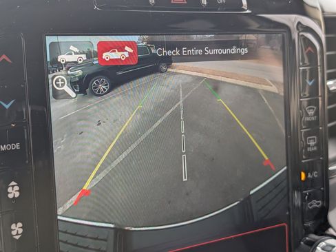 Used 2021 RAM 3500 Laramie image 12