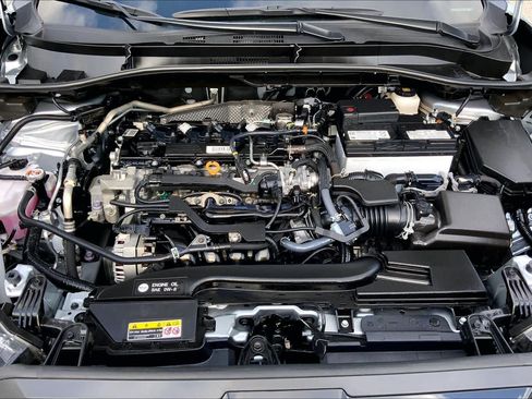 Certified 2026 Toyota Corolla Cross LE FWD image 31