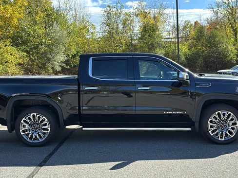 Certified 2024 GMC Sierra 1500 Denali Ultimate image 3