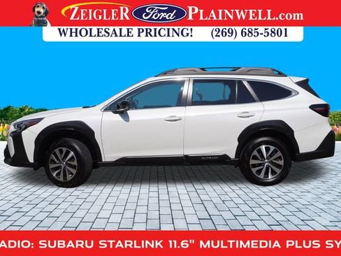 Used 2023 Subaru Outback Premium image 2