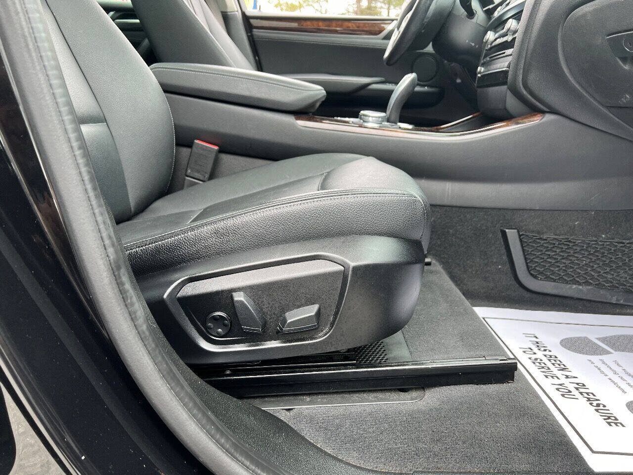 Used 2016 BMW X3 xDrive28i AWD/4WD image 13