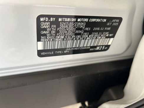 New 2026 Mitsubishi Outlander SE image 43