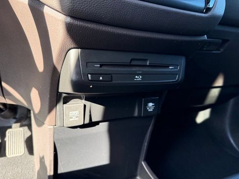 Used 2019 Honda Odyssey Elite image 30