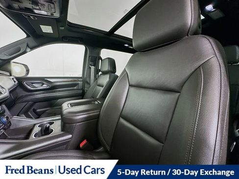 Used 2022 Chevrolet Suburban LT w/ LT Signature Plus Package image 22