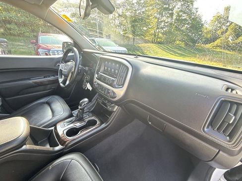 Used 2022 GMC Canyon Elevation w/ Elevation Premium Package image 29