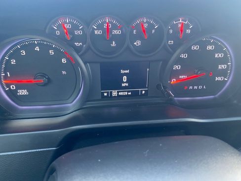 Used 2020 Chevrolet Silverado 2500 Custom w/ Custom Value Package image 21