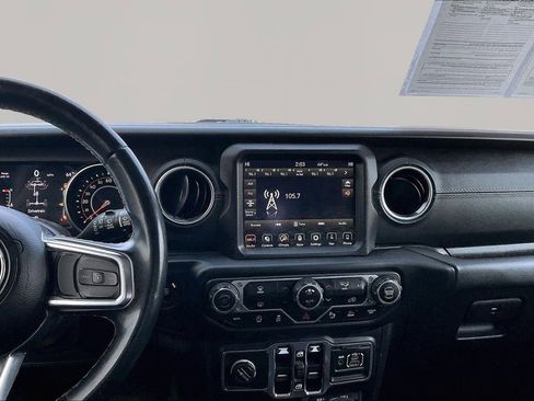 Used 2021 Jeep Wrangler Unlimited Sahara image 11