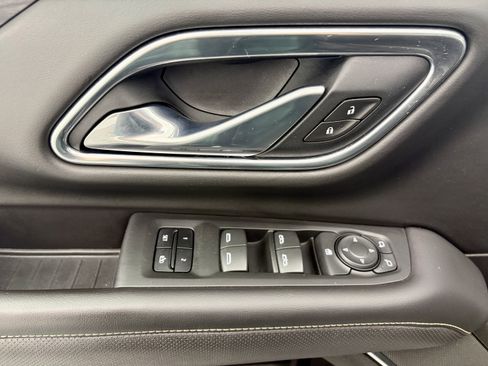 Used 2021 GMC Yukon SLT image 13