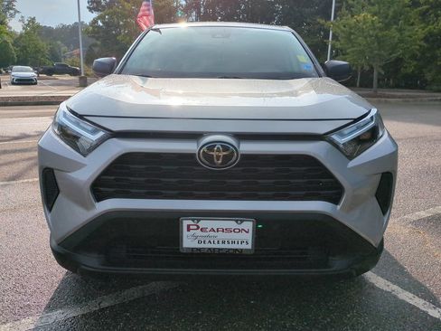 Used 2025 Toyota RAV4 LE FWD image 9