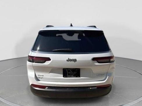 New 2026 Jeep Grand Cherokee L 4WD image 5