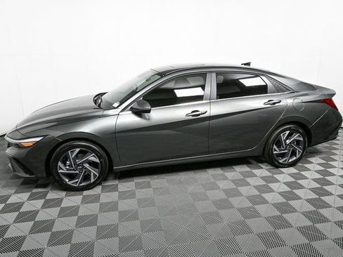 New 2026 Hyundai Elantra Limited image 8