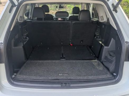 Used 2023 Volkswagen Atlas SE w/ Panoramic Sunroof Package image 14