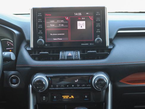 Used 2019 Toyota RAV4 Adventure image 14