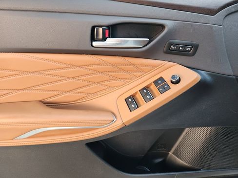 Used 2022 Toyota Avalon Limited w/ Advanced Safety Package image 22