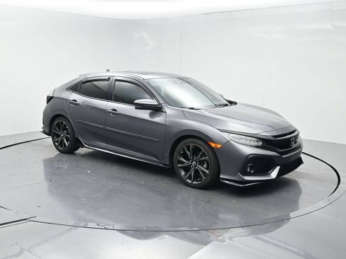 Used 2018 Honda Civic Sport Touring image 2