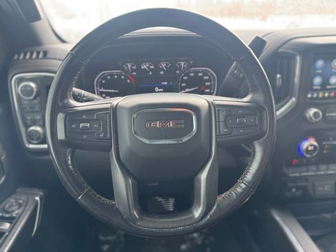 Used 2022 GMC Sierra 2500 AT4 image 16