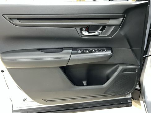 Used 2023 Honda CR-V EX image 18