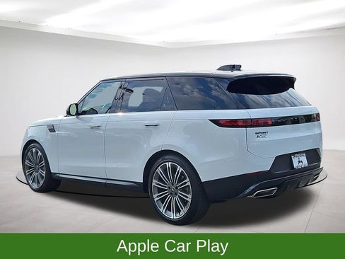 Used 2025 Land Rover Range Rover Sport SE AWD/4WD image 5