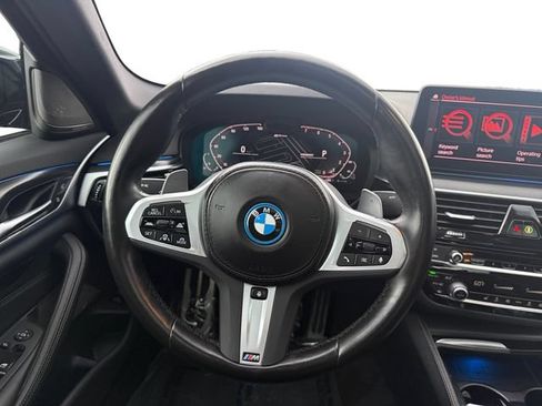 Used 2023 BMW 530e xDrive w/ Premium Package AWD/4WD image 17