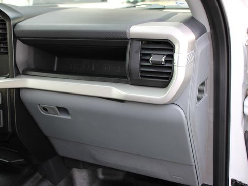 Used 2022 Ford F150 XL w/ Equipment Group 101A High RWD image 37