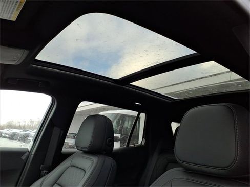 New 2026 Chevrolet Equinox LT w/ Convenience Package II image 8