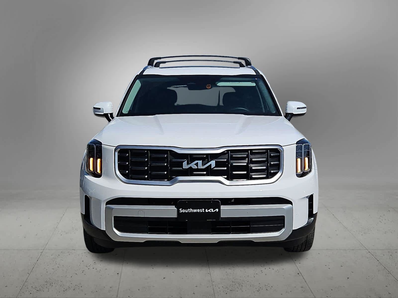 Certified 2024 Kia Telluride S w/ S Sunroof Package FWD image 9