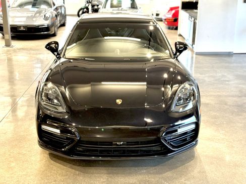 Used 2018 Porsche Panamera Turbo image 16