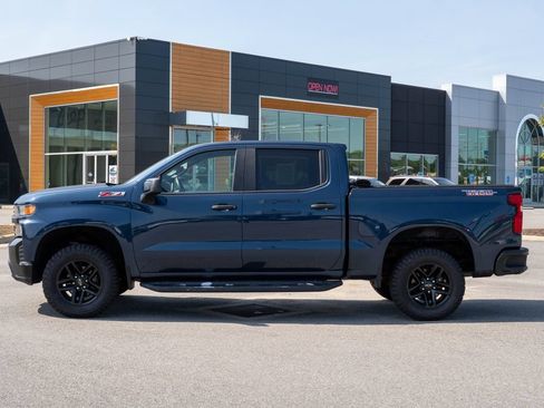 Used 2020 Chevrolet Silverado 1500 Custom Trail Boss w/ Custom Convenience Package AWD/4WD image 4