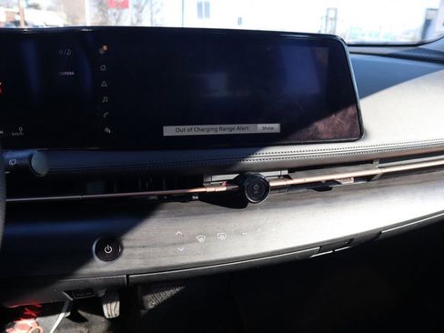 Certified 2024 Nissan Ariya AWD image 19